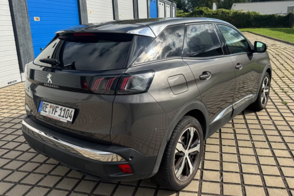 2021 Peugeot 3008 с пробегом 105 000 км