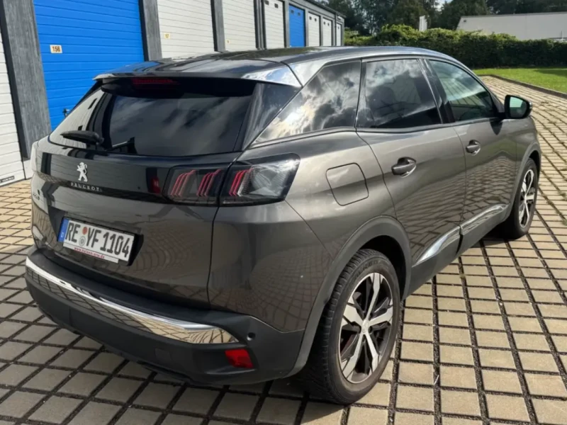 2021 Peugeot 3008 с пробегом 105 000 км