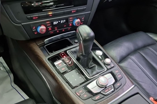 2016 Audi A6 с пробегом 171 950 км