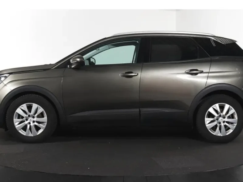 2021 Peugeot 3008 с пробегом 95 000 км
