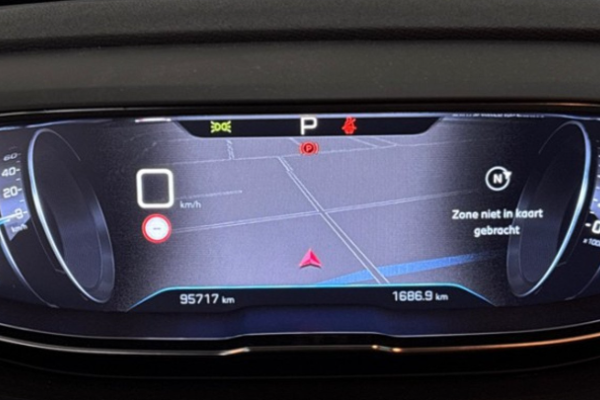 2021 Peugeot 3008 с пробегом 95 000 км