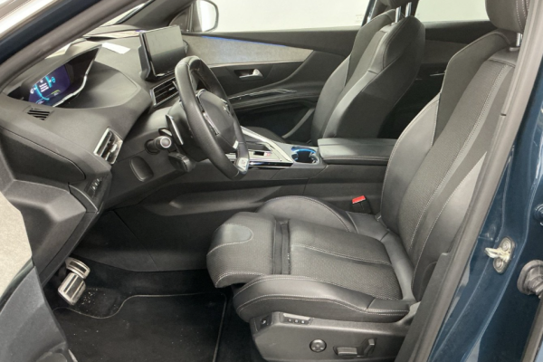 2023 Peugeot 3008 с пробегом 31 000 км