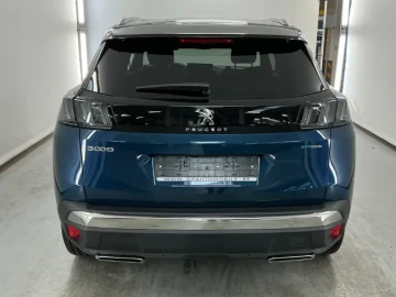 2023 Peugeot 3008 с пробегом 31 000 км