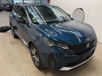 2023 Peugeot 3008 с пробегом 92 000 км