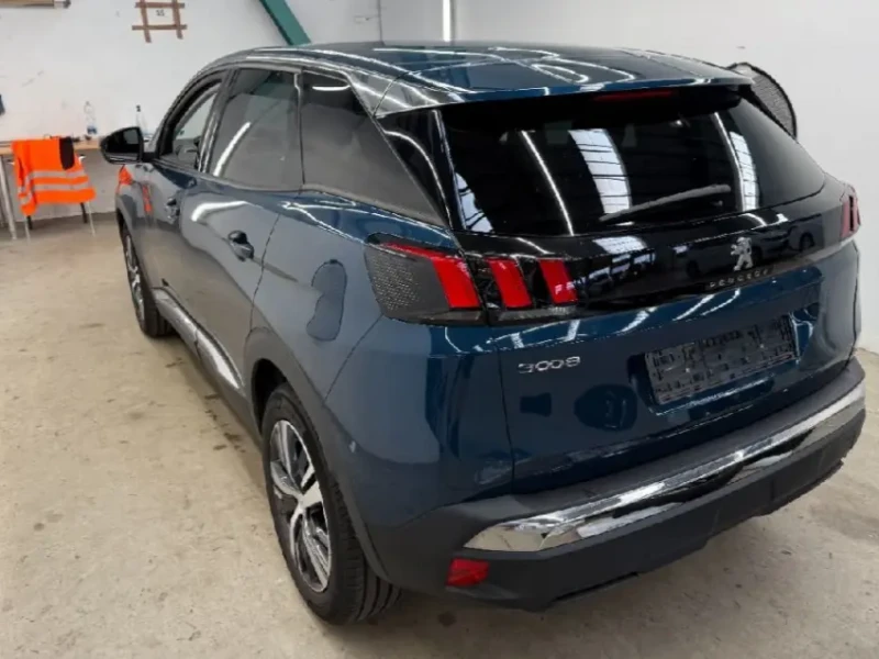 2023 Peugeot 3008 с пробегом 92 000 км