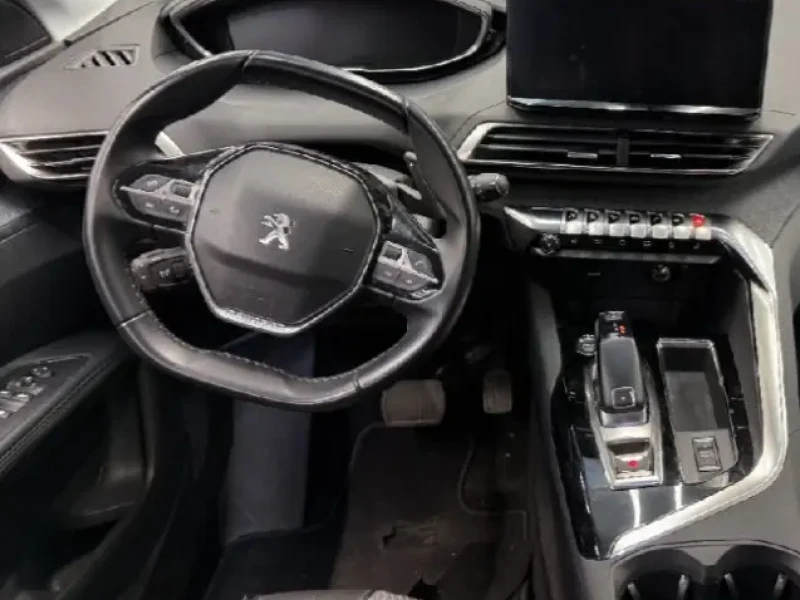2023 Peugeot 3008 с пробегом 92 000 км