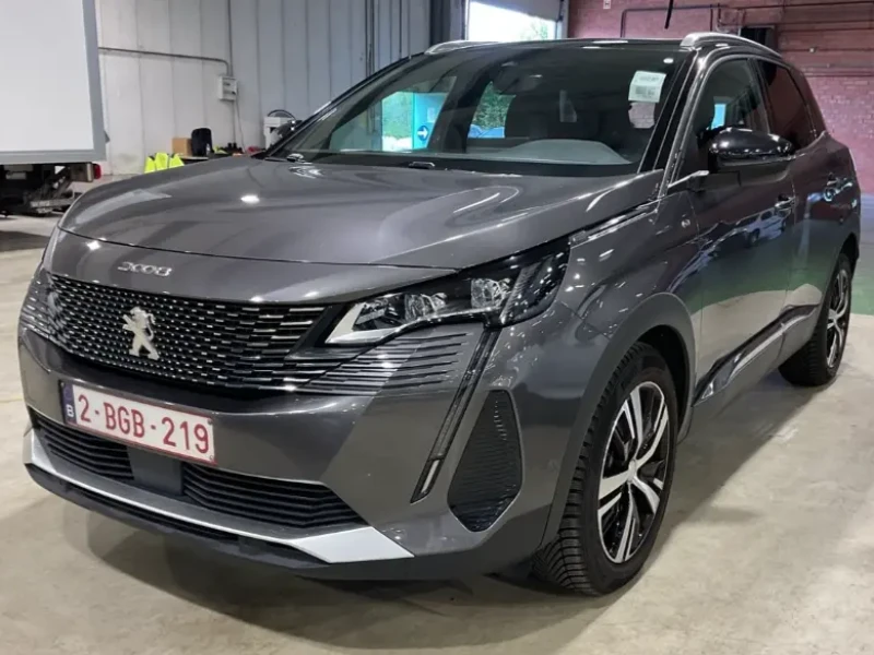 2021 Peugeot 3008 с пробегом 99 000 км