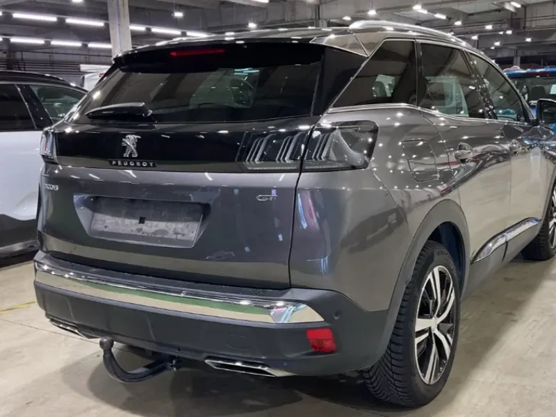 2021 Peugeot 3008 с пробегом 99 000 км