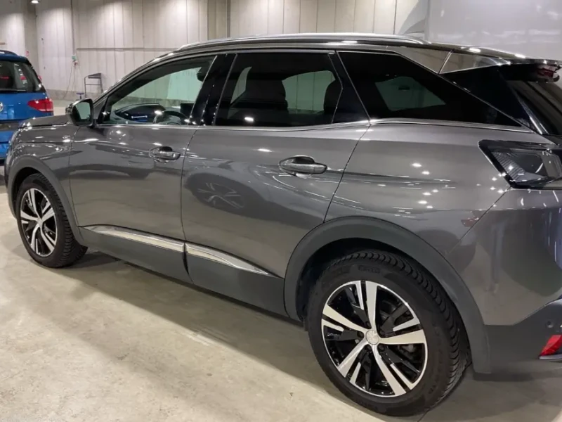 2021 Peugeot 3008 с пробегом 99 000 км