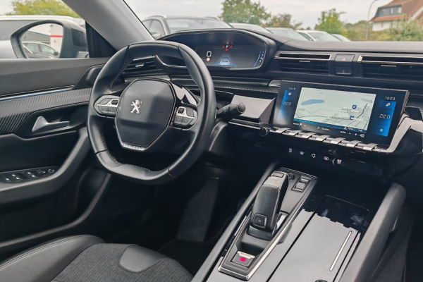 2022 Peugeot 508 с пробегом 56 000 км