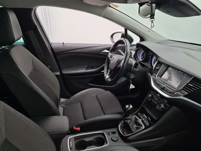 2021 Opel Astra с пробегом 142 467 км
