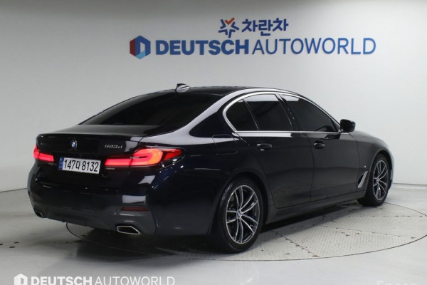2021 BMW 5 серии с пробегом 108 286 км
