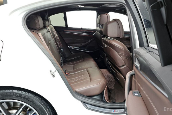 2023 BMW 5 серии с пробегом 20 909 км