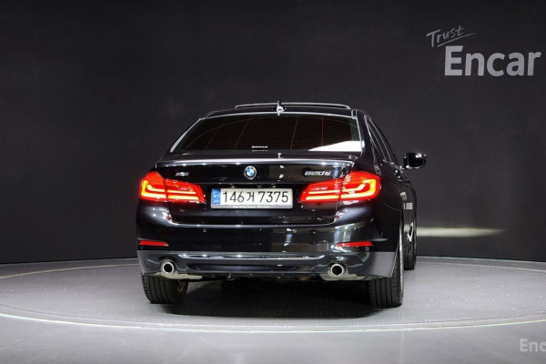 2020 BMW 5 серии с пробегом 52 558 км