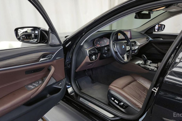 2020 BMW 5 серии с пробегом 52 558 км