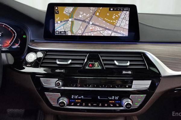 2020 BMW 5 серии с пробегом 52 558 км