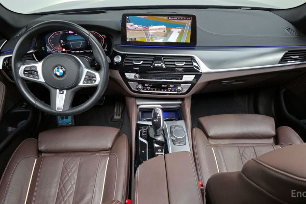 2023 BMW 5 серии с пробегом 35 643 км