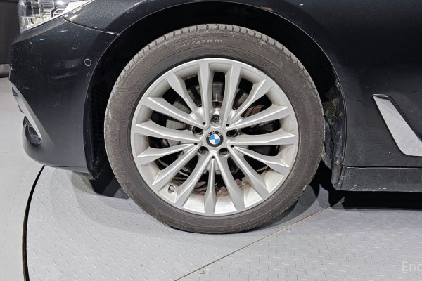 2020 BMW 5 серии с пробегом 84 509 км