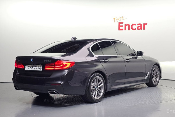 2020 BMW 5 серии с пробегом 67 629 км