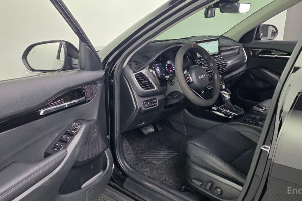 2022 Kia Seltos с пробегом 24 499 км
