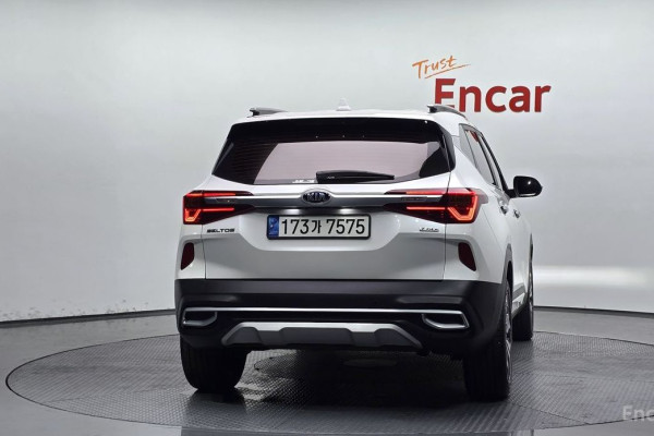 2022 Kia Seltos с пробегом 23 304 км
