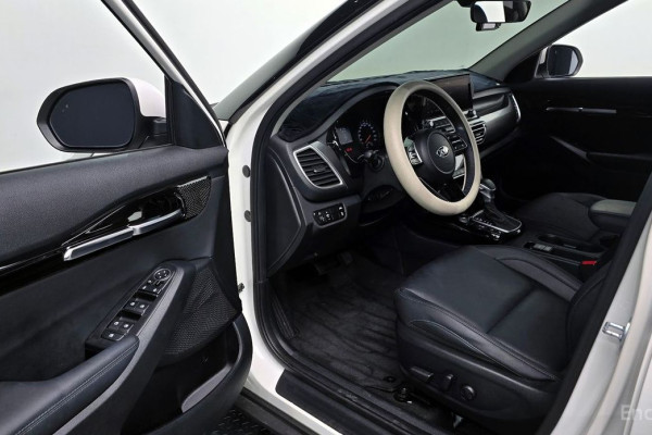 2022 Kia Seltos с пробегом 23 304 км