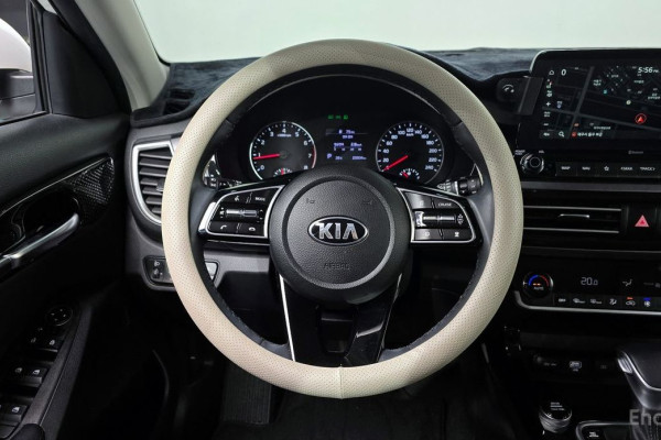 2022 Kia Seltos с пробегом 23 304 км