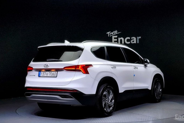2023 Hyundai Santa Fe с пробегом 44 732 км
