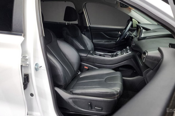 2023 Hyundai Santa Fe с пробегом 44 732 км