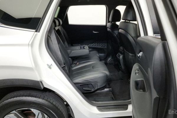 2021 Hyundai Santa Fe с пробегом 57 140 км