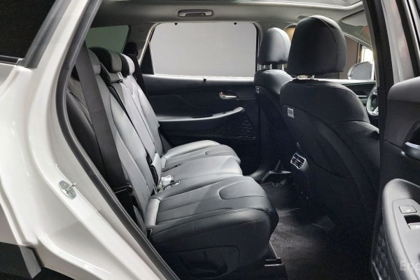 2022 Hyundai Santa Fe с пробегом 61 155 км
