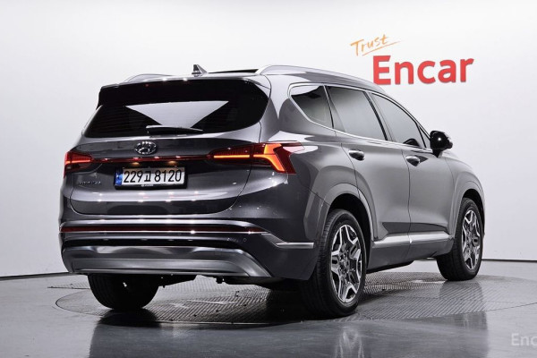 2023 Hyundai Santa Fe с пробегом 45 453 км