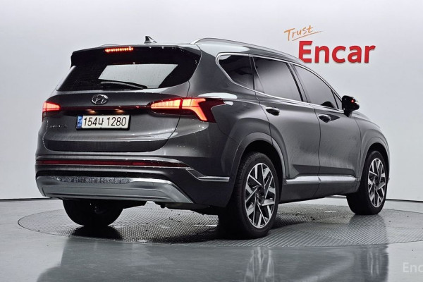2021 Hyundai Santa Fe с пробегом 77 499 км