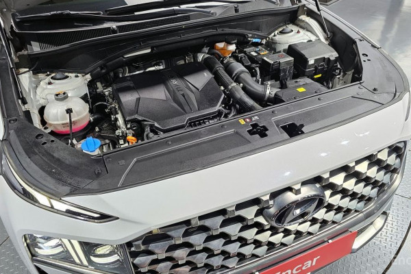 2023 Hyundai Santa Fe с пробегом 28 992 км