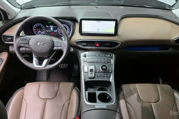 2023 Hyundai Santa Fe с пробегом 28 992 км