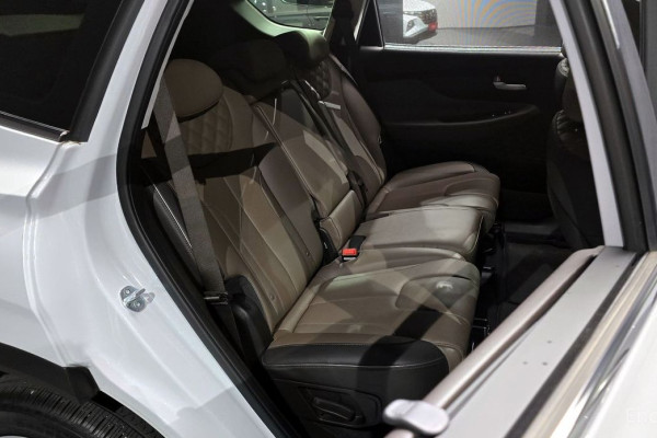 2023 Hyundai Santa Fe с пробегом 28 992 км