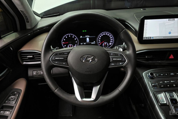 2023 Hyundai Santa Fe с пробегом 28 992 км