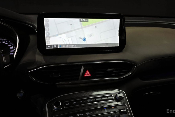 2023 Hyundai Santa Fe с пробегом 28 992 км