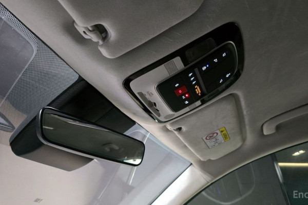 2023 Hyundai Santa Fe с пробегом 28 992 км