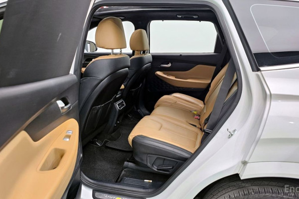 2021 Hyundai Santa Fe с пробегом 56 189 км