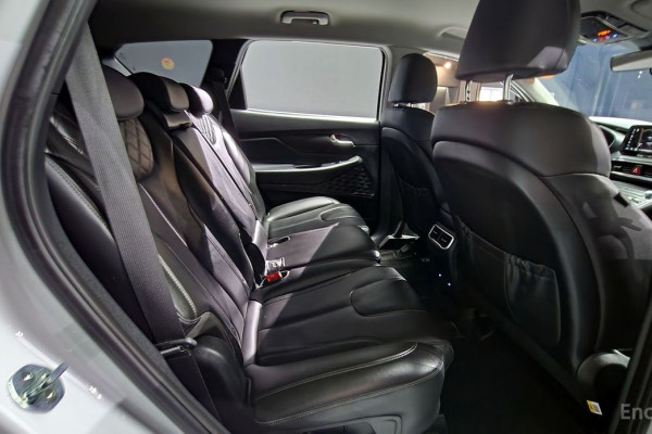 2021 Hyundai Santa Fe с пробегом 122 841 км