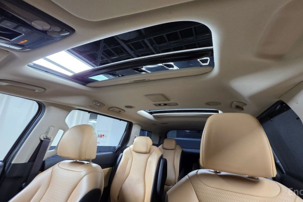 2021 Kia Carnival с пробегом 70 548 км