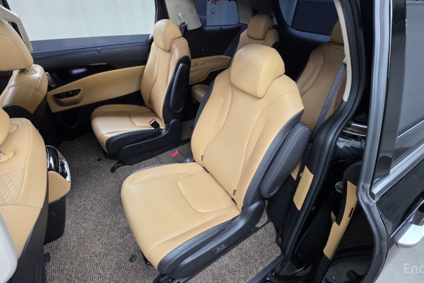2021 Kia Carnival с пробегом 70 548 км