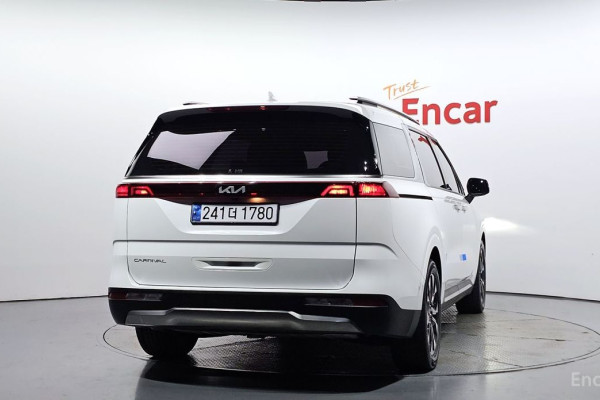 2022 Kia Carnival с пробегом 133 544 км