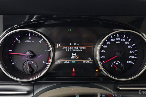 2021 Kia Carnival с пробегом 66 538 км