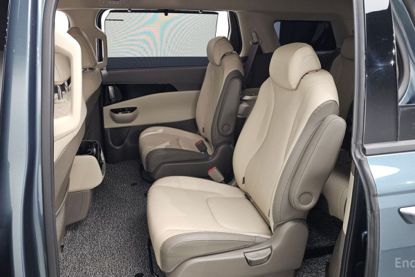 2021 Kia Carnival с пробегом 66 538 км
