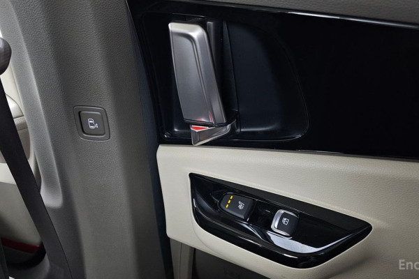2021 Kia Carnival с пробегом 66 538 км