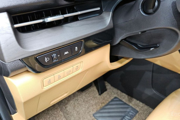 2023 Kia Carnival с пробегом 136 830 км