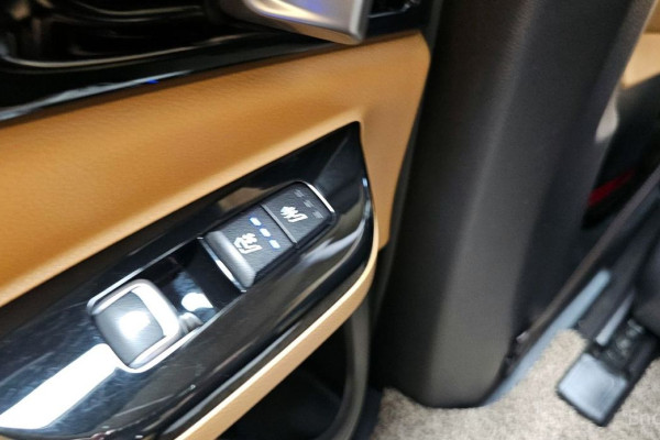 2023 Kia Carnival с пробегом 136 830 км
