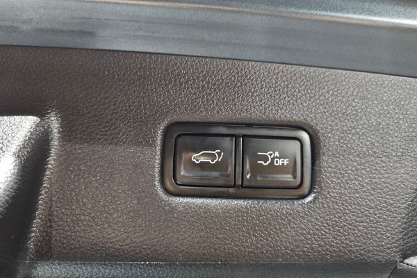 2023 Kia Carnival с пробегом 136 830 км